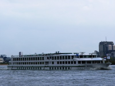 Beethoven-2-16-04-2016-Oosterhout (2).JPG (146.01 Kio) Vu 2090 fois Beethoven-2-16-04-2016-Oosterhout (2).JPG