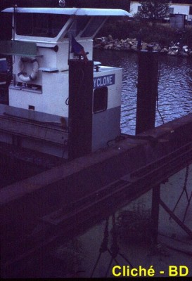 IMG_20160207_1_NEW_juin1982 (5) CYCLONE# (Copier).jpg (77.31 Kio) Vu 2101 fois IMG_20160207_1_NEW_juin1982 (5) CYCLONE# (Copier).jpg