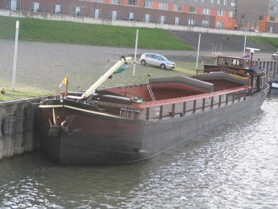 Padua-1-27-02-2007-Waalhaven-Nijmegen.jpg (107.75 Kio) Vu 1909 fois Padua-1-27-02-2007-Waalhaven-Nijmegen.jpg