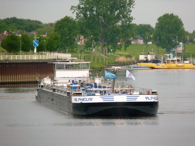 Alpheus-5-16-05-2017-sluis-Lith (2).JPG