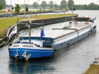 Afalina-3-06-06-2017-sluis-Lith (2).JPG (267.75 Kio) Vu 6485 fois Afalina-3-06-06-2017-sluis-Lith (2).JPG