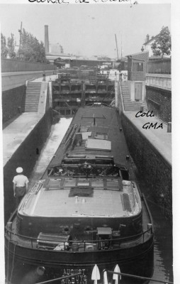 PH-paris-august.jpg (168.1 Kio) Vu 2905 fois PH-paris-august.jpg