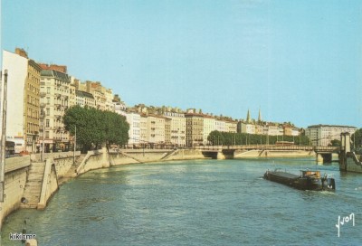Lyon (Rhône) - Les quais de Saône (01) (Copier).jpg