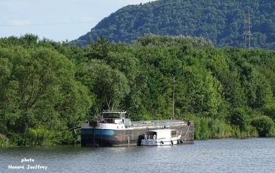 bella vita sur la Sarre - juillet 2017.jpg