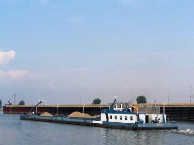 Hydra-2-3-28-07-2006.jpg (83.17 Kio) Vu 4372 fois Hydra-2-3-28-07-2006.jpg