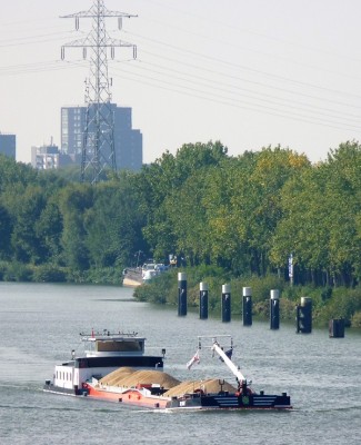 Two-Rivers-1- 04-09-2017-sluis-Weurt (2).JPG