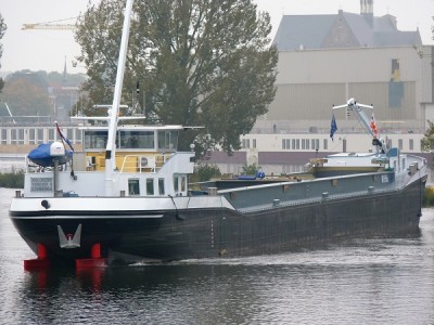 Discovery-6-25-09-2017-sluis-Grave (2).JPG (156.72 Kio) Vu 1443 fois Discovery-6-25-09-2017-sluis-Grave (2).JPG