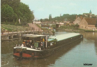 Rogny-les-Sept-Ecluses - Le canal (Copier).jpg