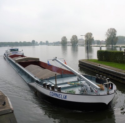 Cornelia-4-25-09-2017-sluis-Grave (2).JPG