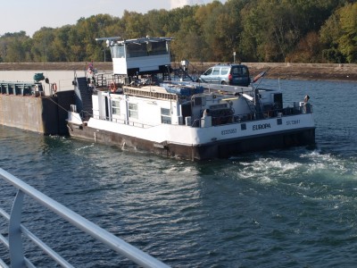 PA256128 (Copier).JPG