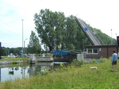 2007_0619x20034.JPG (143.34 Kio) Vu 3178 fois 2007_0619x20034.JPG