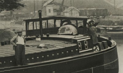 FREYA à Sarrebruck - photo ancienne - détail de l'arrière.jpg (72.55 Kio) Vu 5814 fois FREYA à Sarrebruck - photo ancienne - détail de l'arrière.jpg