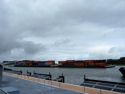 KVB-Vision-1-08-10-2017-Dordrecht (2).JPG (136.68 Kio) Vu 1232 fois KVB-Vision-1-08-10-2017-Dordrecht (2).JPG