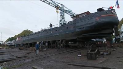 POLLUX au chantier.jpg (149.03 Kio) Vu 3839 fois POLLUX au chantier.jpg