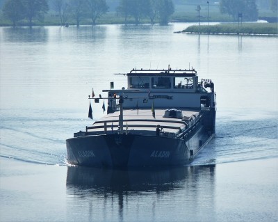 Aladin-1-09-05-2018-sluis-Sambeek (2).JPG (186.03 Kio) Vu 2122 fois Aladin-1-09-05-2018-sluis-Sambeek (2).JPG